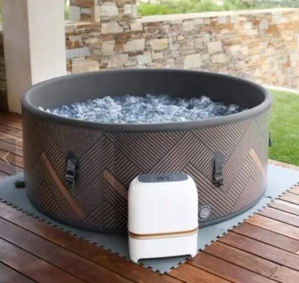 2 person inflatable hot tub